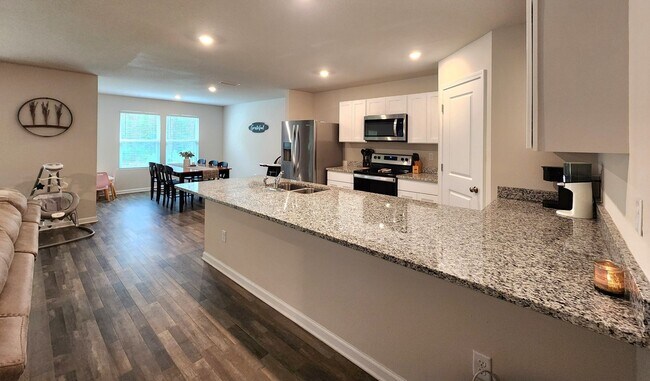 Building Photo - Step into your ideal home at Costas Ridge ...