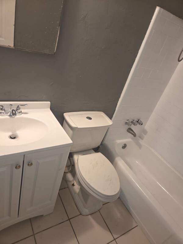 Foto del edificio - 1277 W 27th St