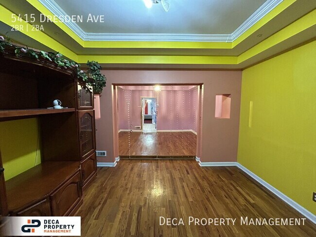 Foto del edificio - 5415 Dresden Ave