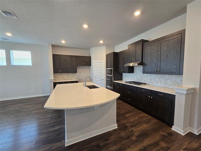Foto del edificio - 125 High Plains Dr
