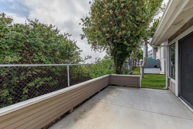 Building Photo - 331 Windjammer Cir