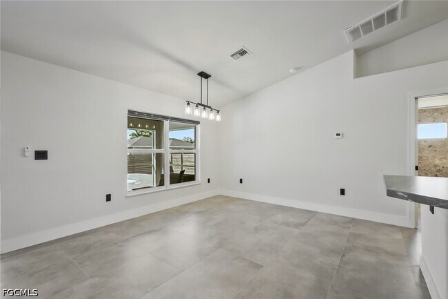 Foto del edificio - 2200 NE 9th Ave