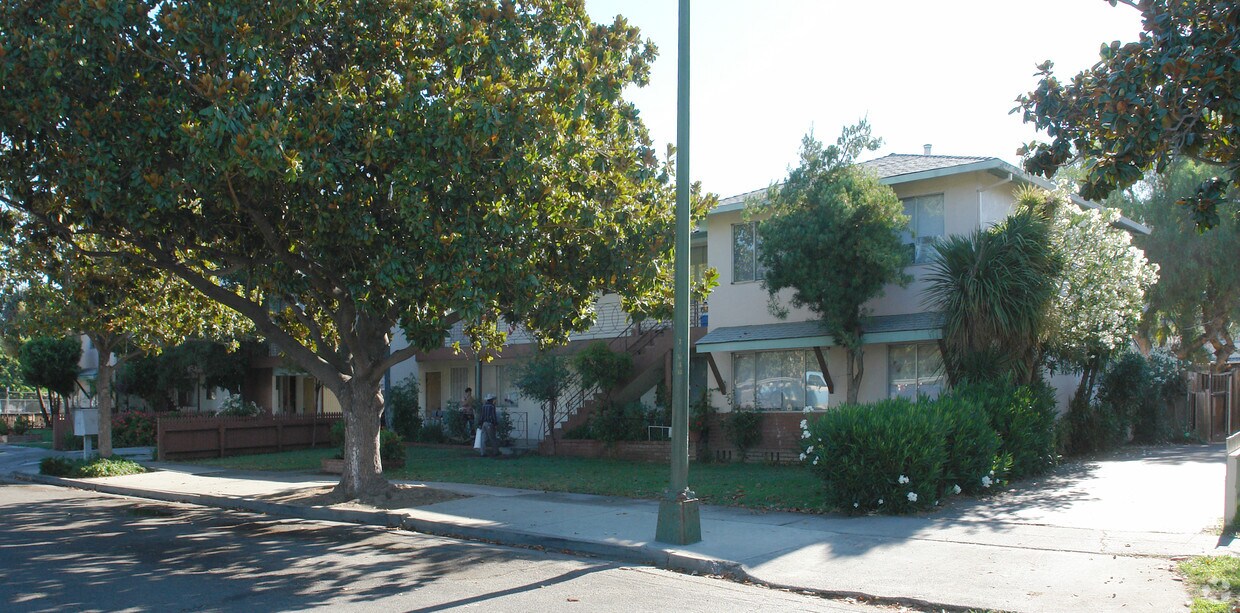 Building Photo - 2488 Almaden Rd