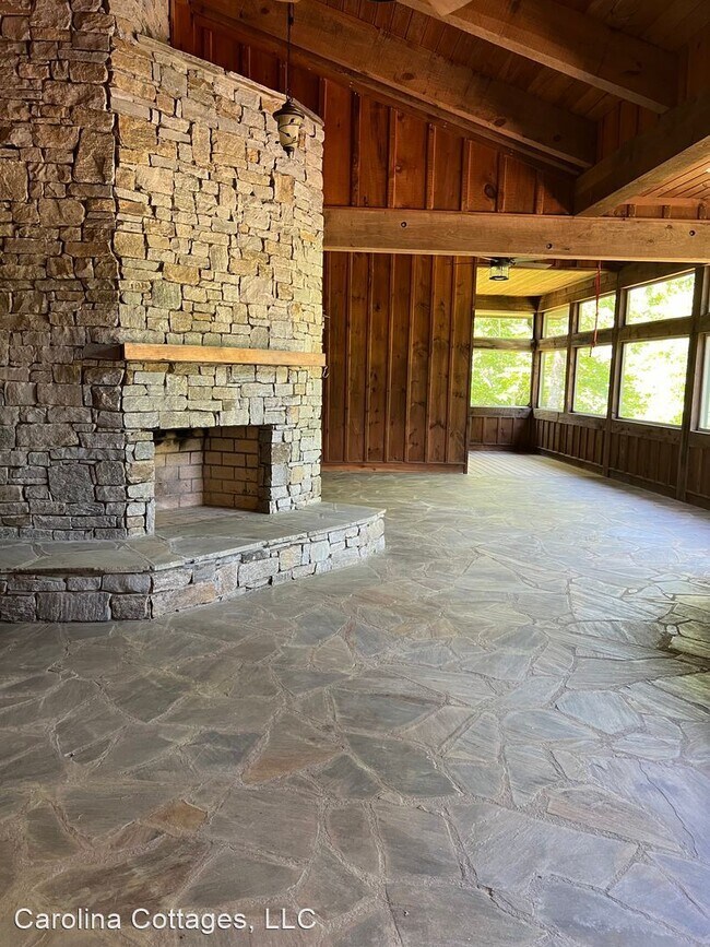 Foto del edificio - 4 br, 3 bath House - 1717 Fork Creek Road