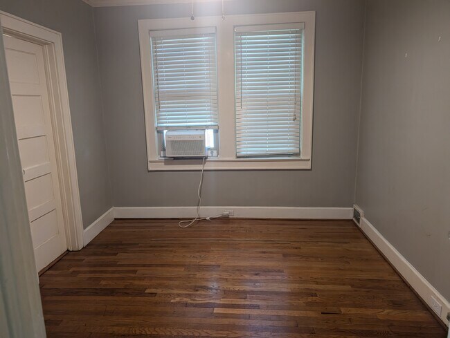 Foto del edificio - 2730 Blossom St