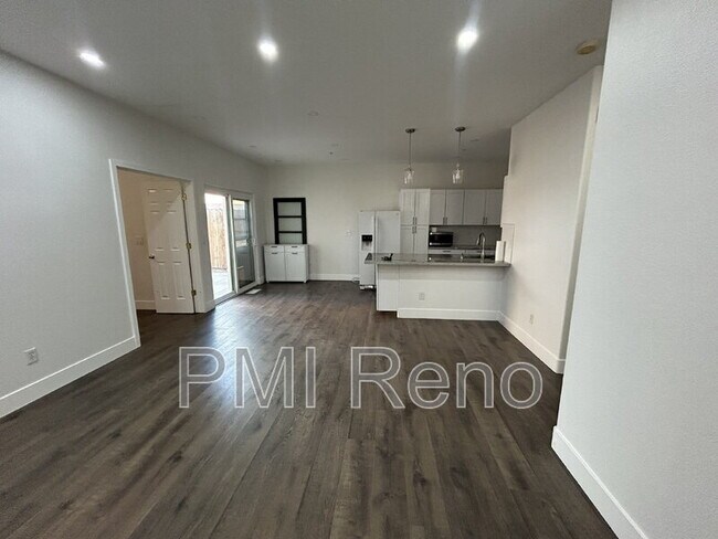Building Photo - 3871 Warren Way