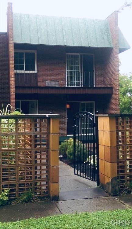 Foto del edificio - 1227 James St