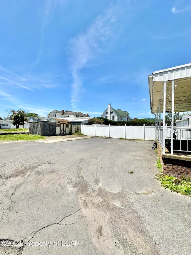Rear Off Street Parking - 333 Exeter Ave