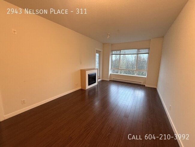 Building Photo - Spacious 2 Bedroom Condo