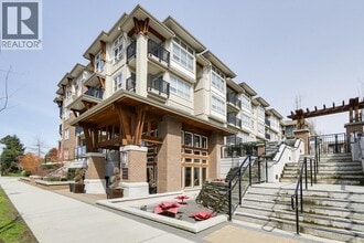 Building Photo - 6800 Eckersley Rd