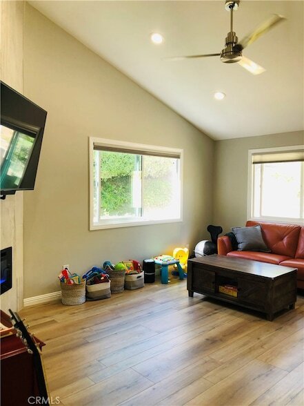 Foto del edificio - 14962 Reedley St