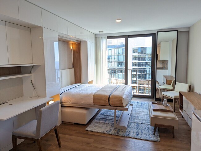 Building Photo - 2153