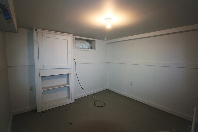 Foto del edificio - 2 BR home in West Davenport