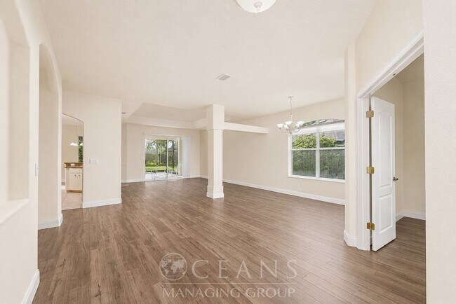 Building Photo - 3 Bedroom Home in Ormond Lakes