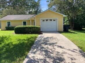 Building Photo - 3232 Riddle Dr