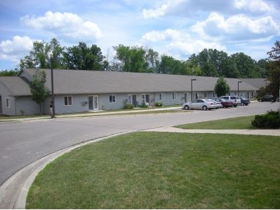 Primary Photo - Bramblewood Sr. Apts.