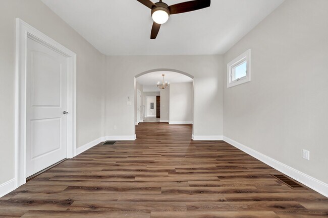 Building Photo - 71 Orange St