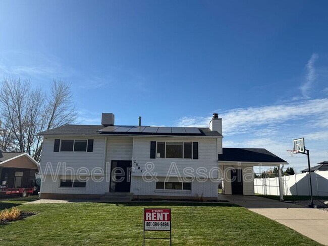 Foto del edificio - 2587 N 1450 E