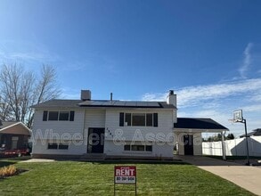 Building Photo - 2587 N 1450 E