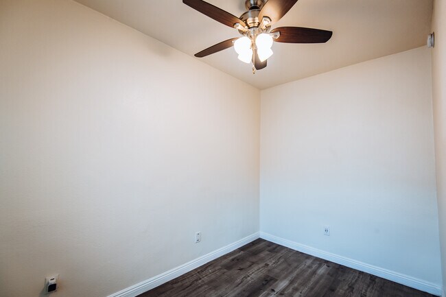 Foto del edificio - 712 S Carondelet St