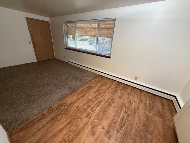 Building Photo - 2414 Brentwood Pky