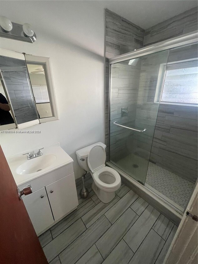 Foto del edificio - 340 SW 18th Rd