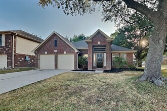 Building Photo - 16902 Canyon Ridge Ct
