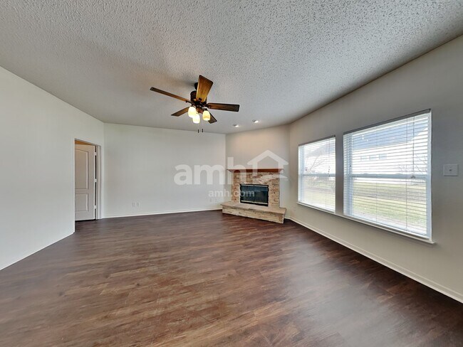 Foto del edificio - 12610 E 131st Street