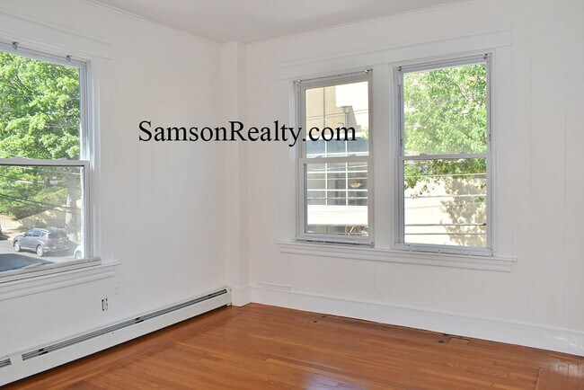 Photo - 90 Taft Ave Apartment