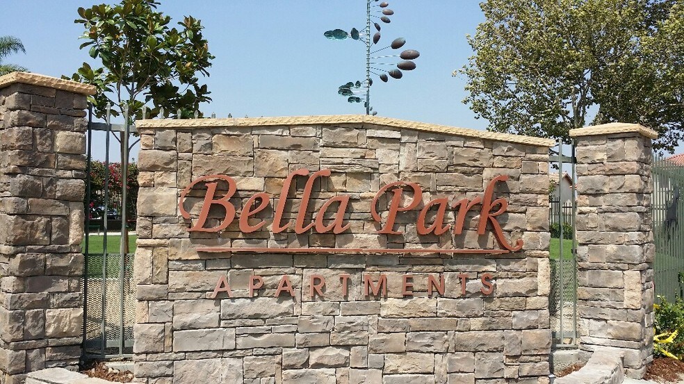 Bella Park Apartments Rentals Rialto, CA
