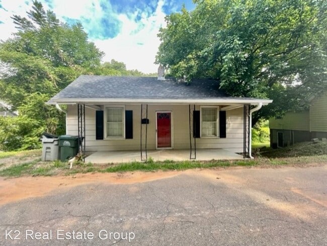 Building Photo - 3 br, 1 bath House - 805 Adams Ct