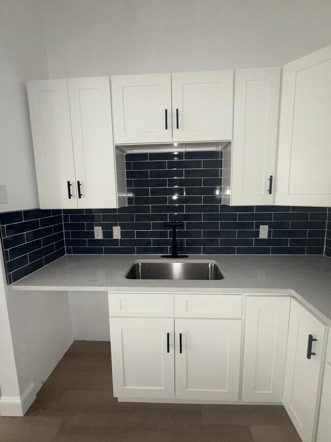 Foto del edificio - 1577 Hawthorne Pl