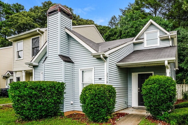 Building Photo - 2318 Wellington Cir