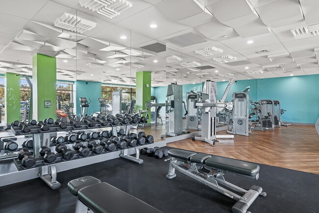 Building Photo - The Plaza