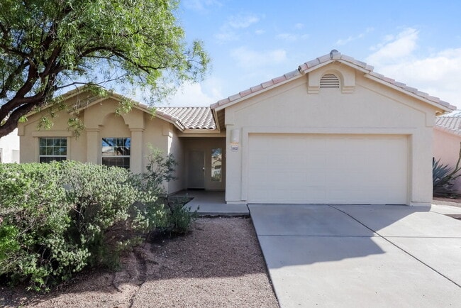 Building Photo - 10132 E Paseo San Bernardo