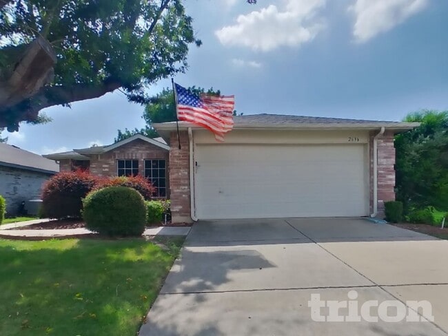 Building Photo - 2636 Peach Dr