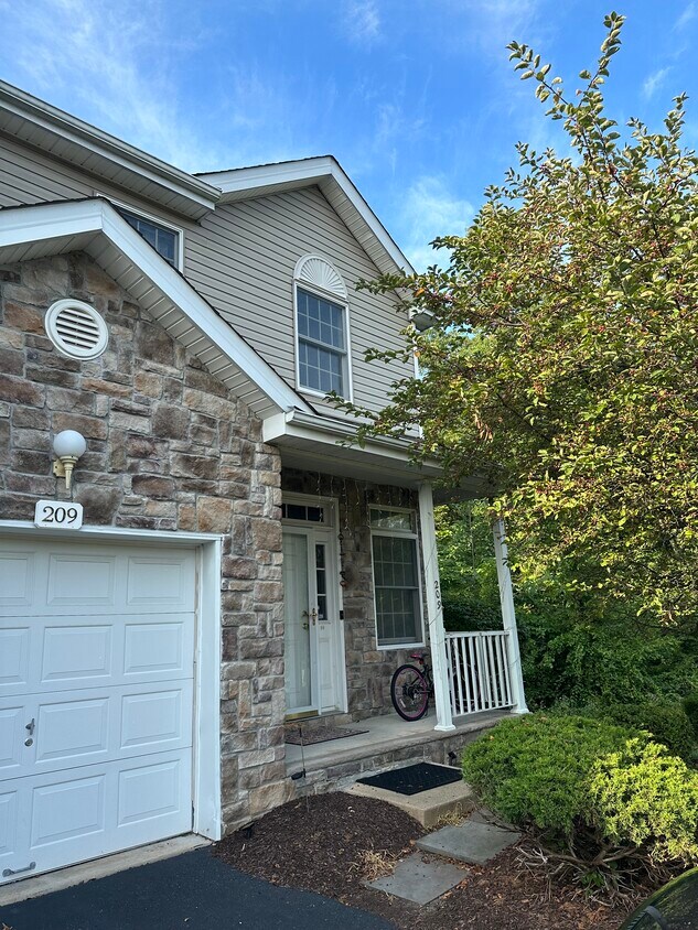 209 Raymound Blvd, ParsippanyTroy Hills, NJ 07054 House Rental in