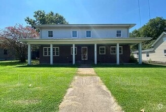 Building Photo - 303 W Buford St