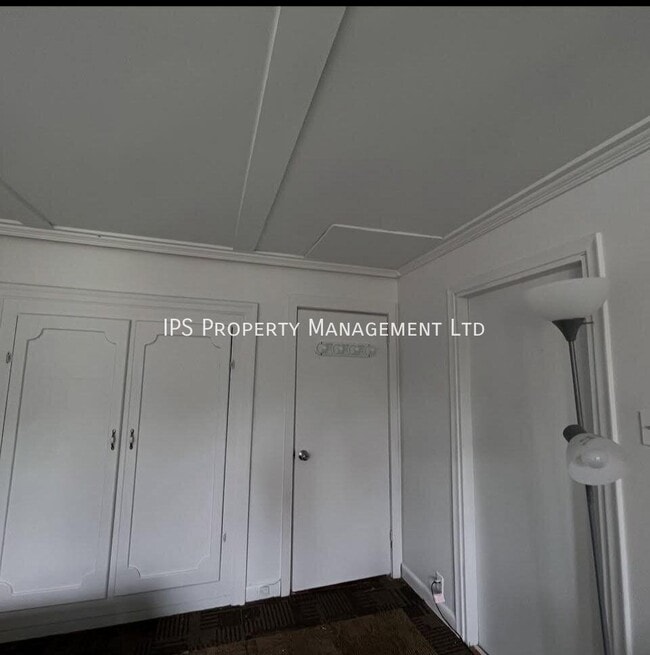 Building Photo - 212 Herchimer Ave