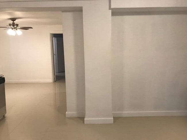 Foto del edificio - 414 NW 53rd St