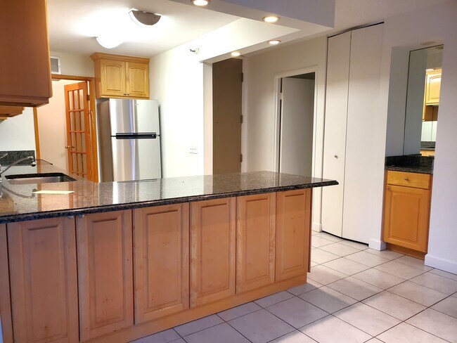 Foto del edificio - 3660 N Lake Shore Dr