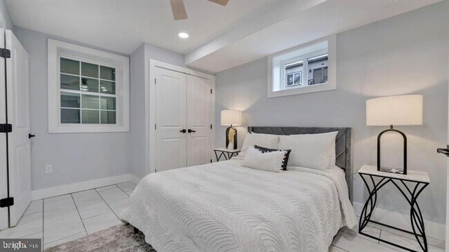 Foto del edificio - 413 INGRAHAM St NW