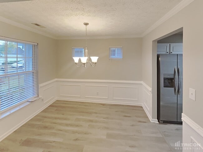 Building Photo - 433 Topaz Dr