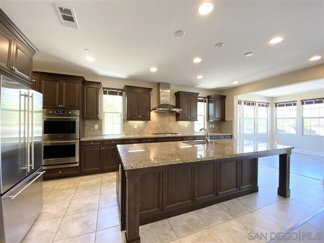 Building Photo - 13509 Tierra Vista Cir