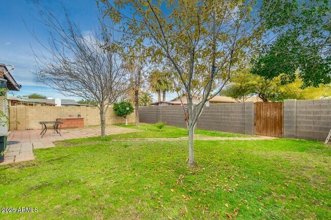 Foto del edificio - 93 S 95th St