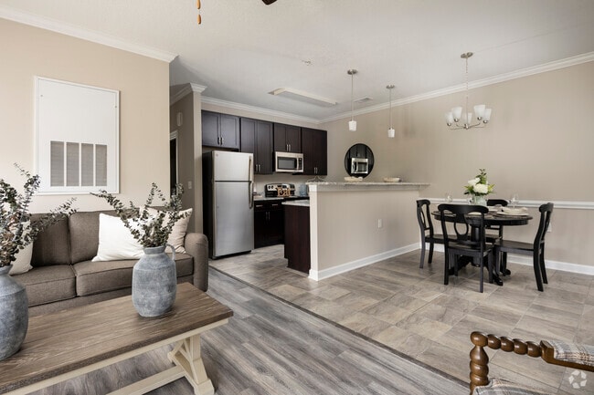 Interior Photo - Palisades at Langley Pond