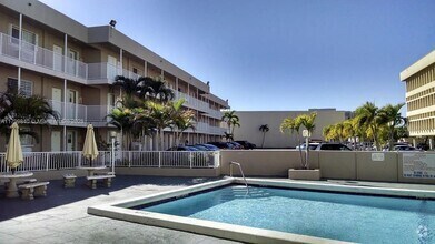 Building Photo - 6580 Santona St