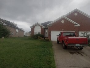 Building Photo - 575 Village Creek Dr
