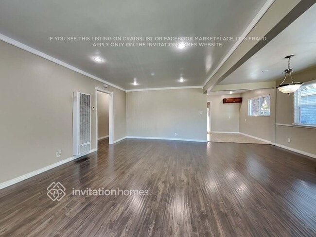 Foto del edificio - 726 E 99th St