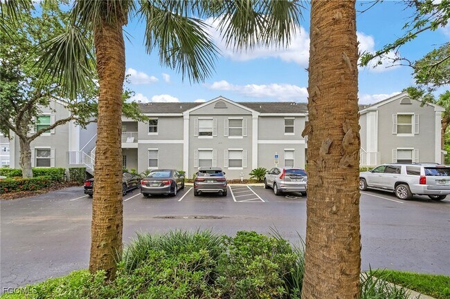 Foto del edificio - 12131 Summergate Cir